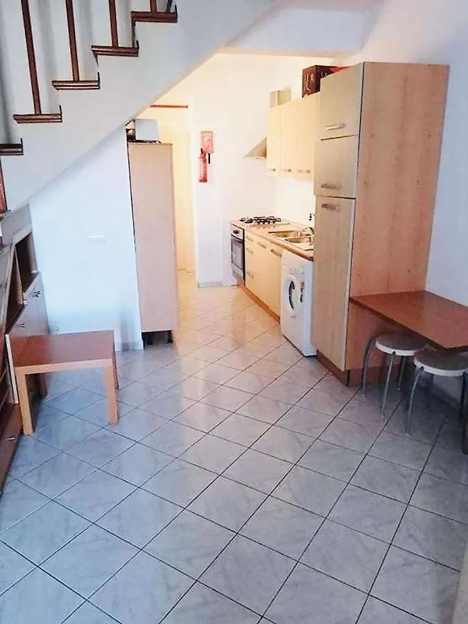 Vila Murdeira Beirona アパート