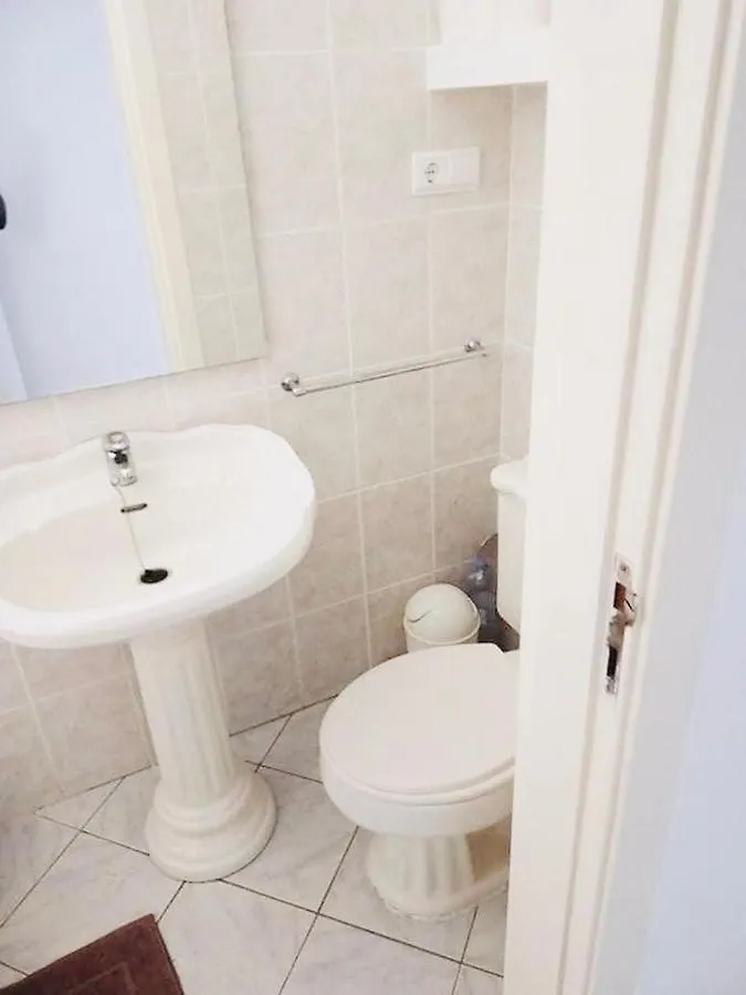 Vila Murdeira Beirona アパート